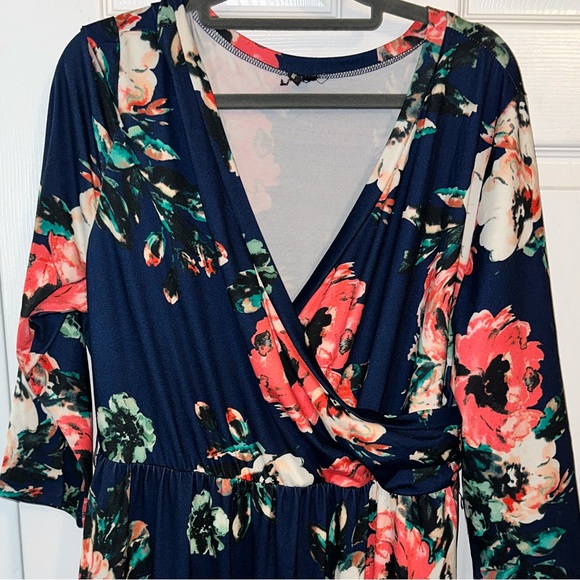 Navy Floral Maxi Dress - Picture 2 of 4